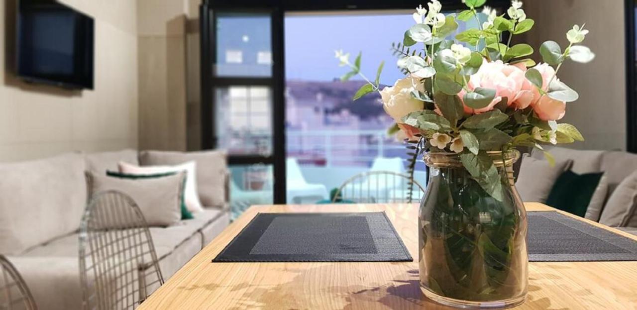 Limani Luxury Apartment Beachfront 1 Saranda Extérieur photo