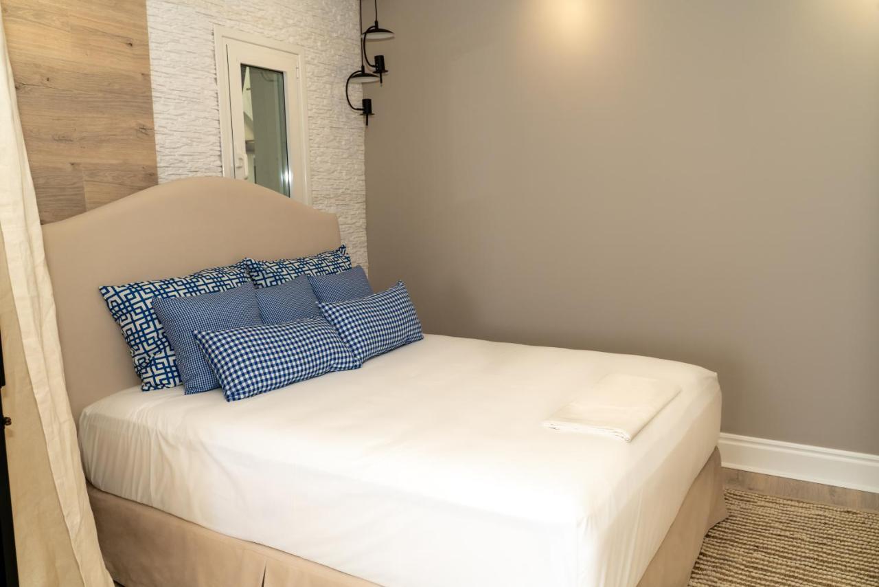 Limani Luxury Apartment Beachfront 1 Saranda Extérieur photo